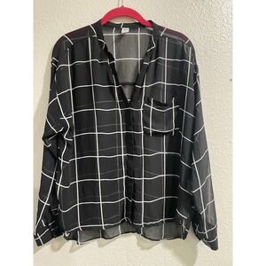 Old Navy Black and White Plaid Women's Sheer Blouse Medium